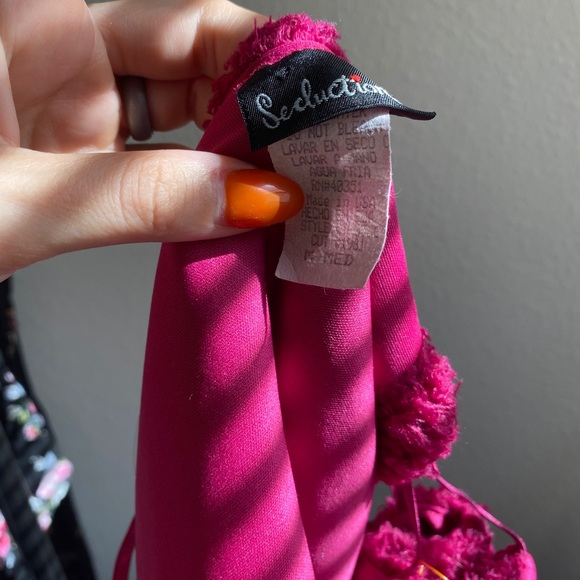 Vintage crop top open back 💖 - Picture 2 of 3